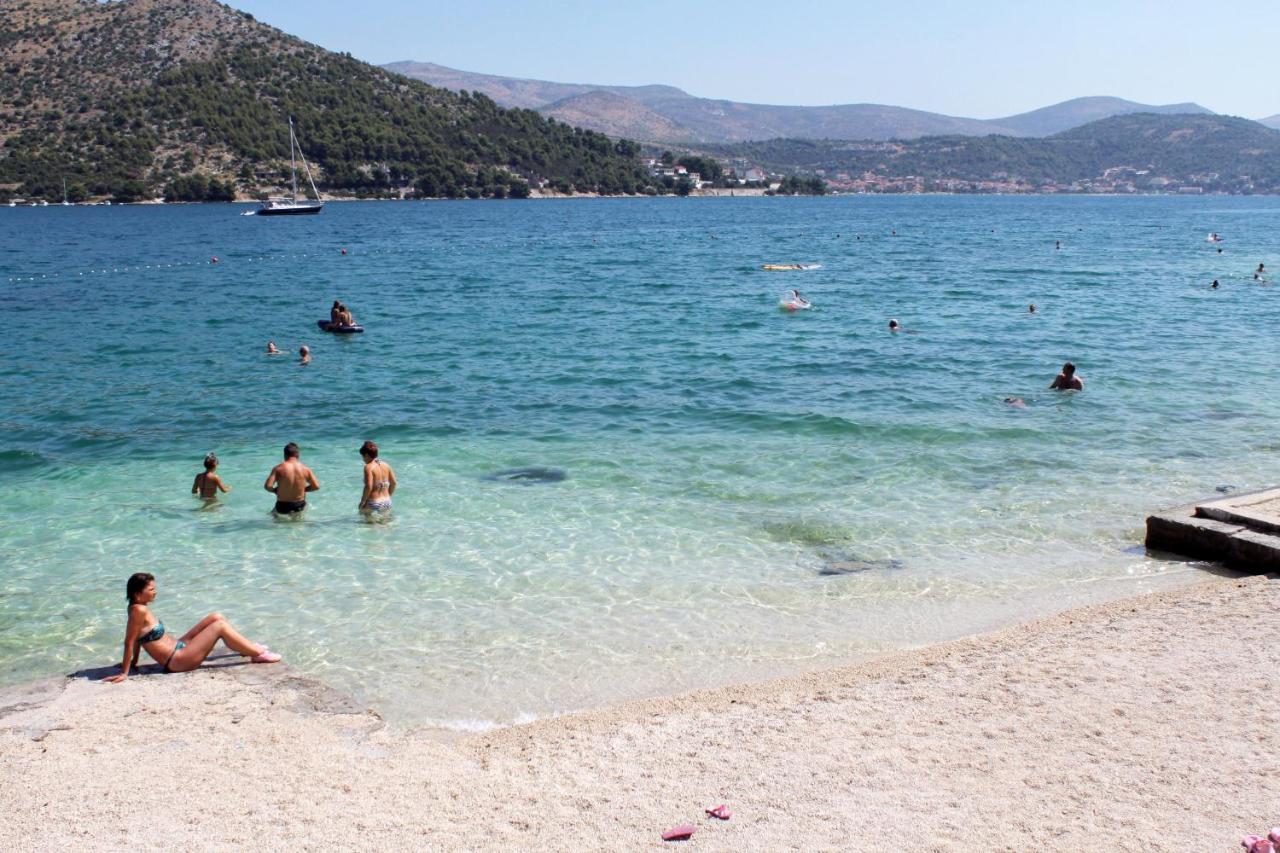 Apartments By The Sea Marina, Trogir - 14191 Екстериор снимка
